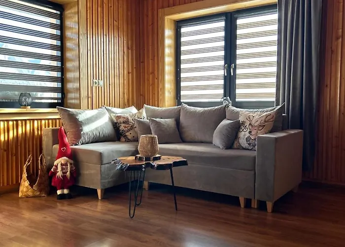 Tatra House Z Jacuzzi פורונין